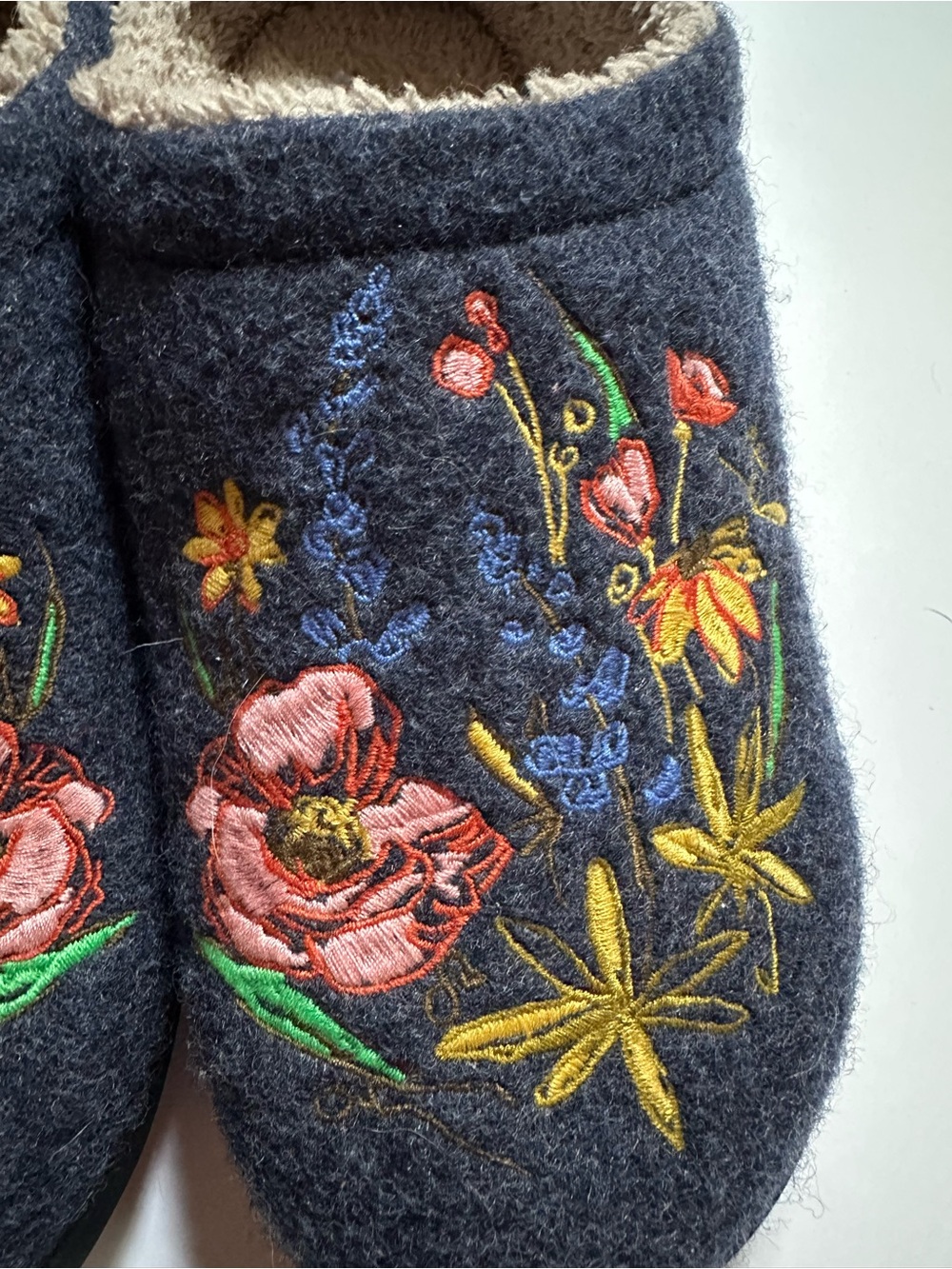 L L Bean Daybreak Slippers Floral Embroidered